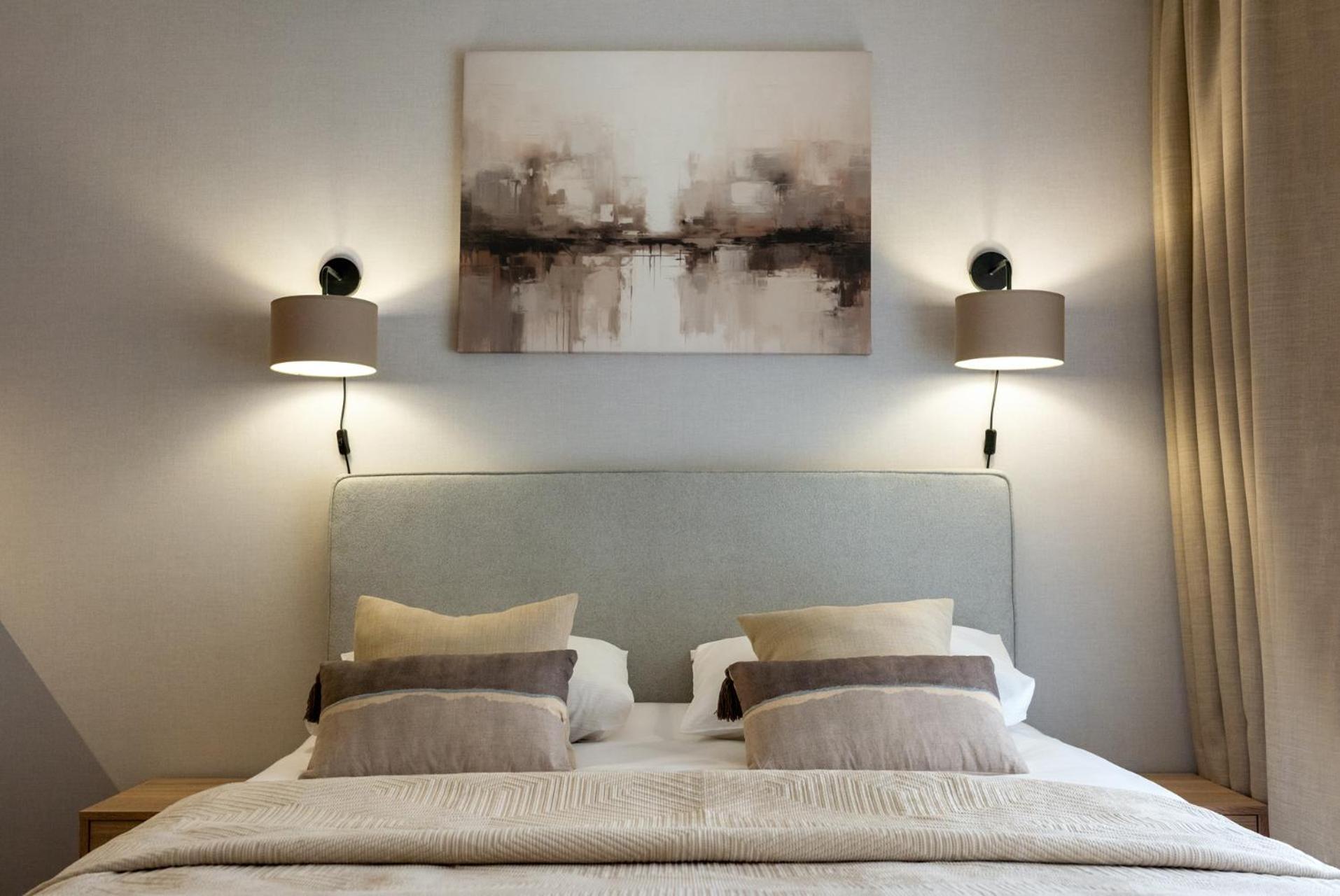 Studio Apartment King size Bed